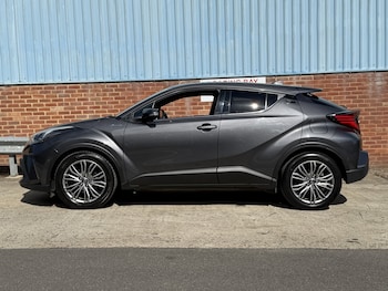 Used Toyota C-HR 2021 for sale - 78889060: Photo