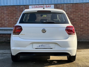 Used Volkswagen Polo 2018 for sale - 76637420: Photo