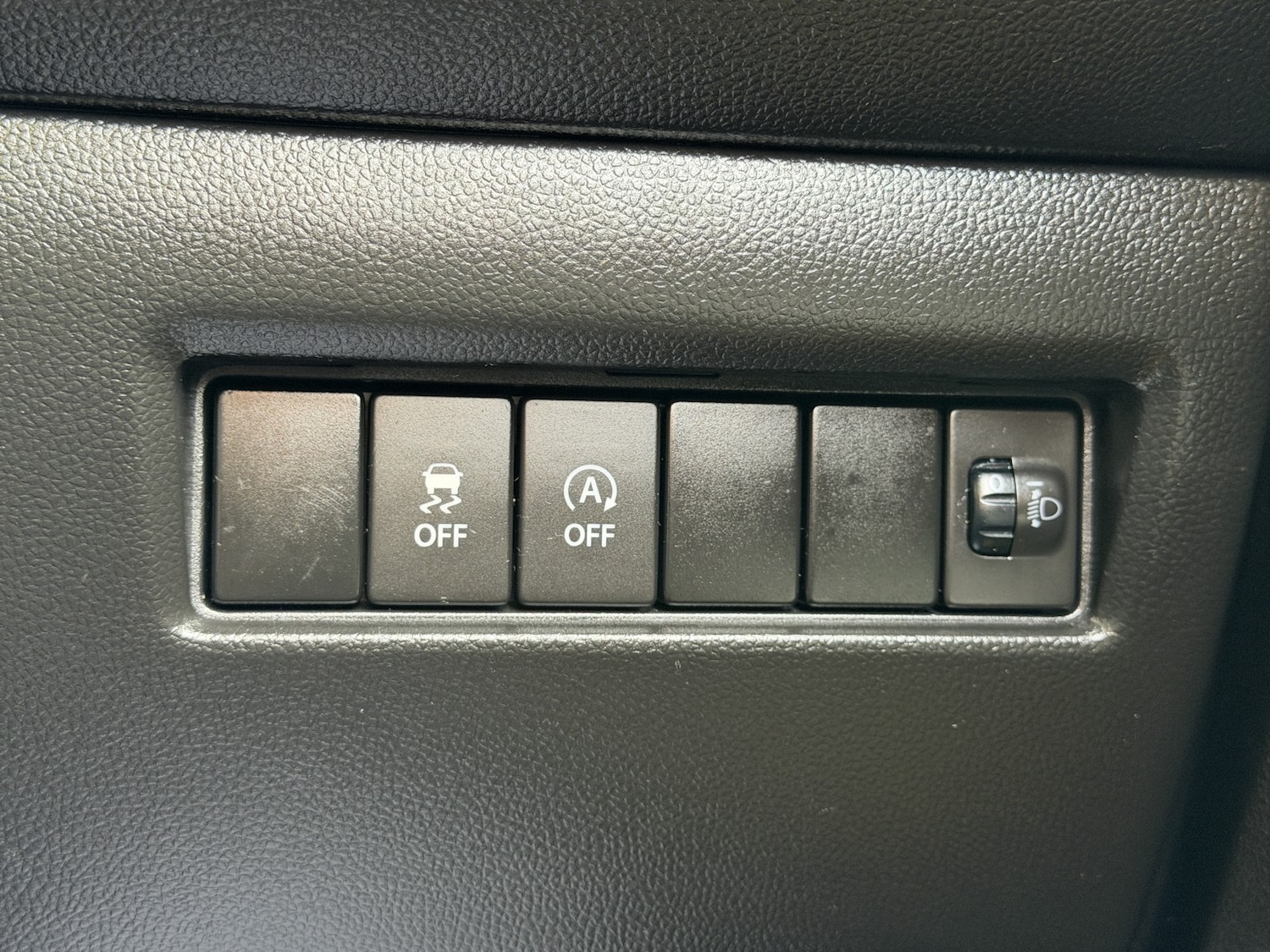 Used Suzuki Swift 2020 for sale - 77342618: Photo 30