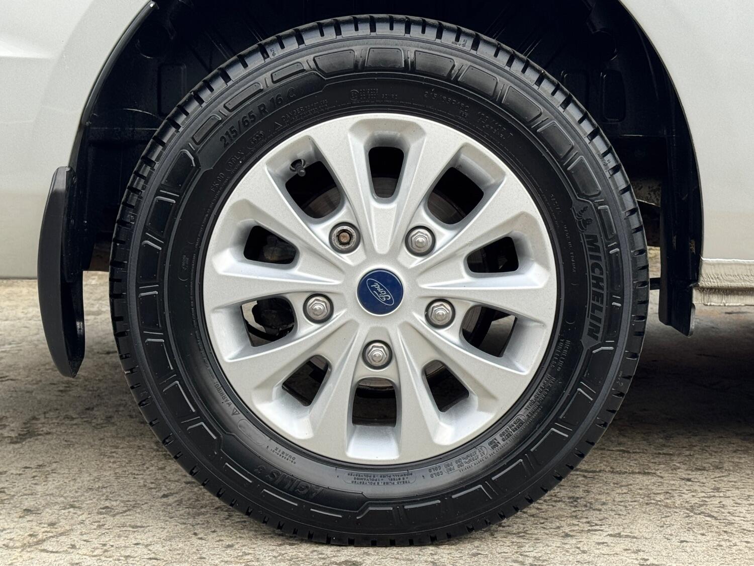 Used Ford Tourneo Custom 2020 for sale - 75938233: Photo 12