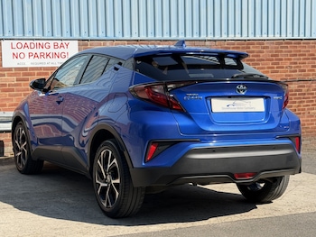 Used Toyota C-HR 2021 for sale - 78495780: Photo