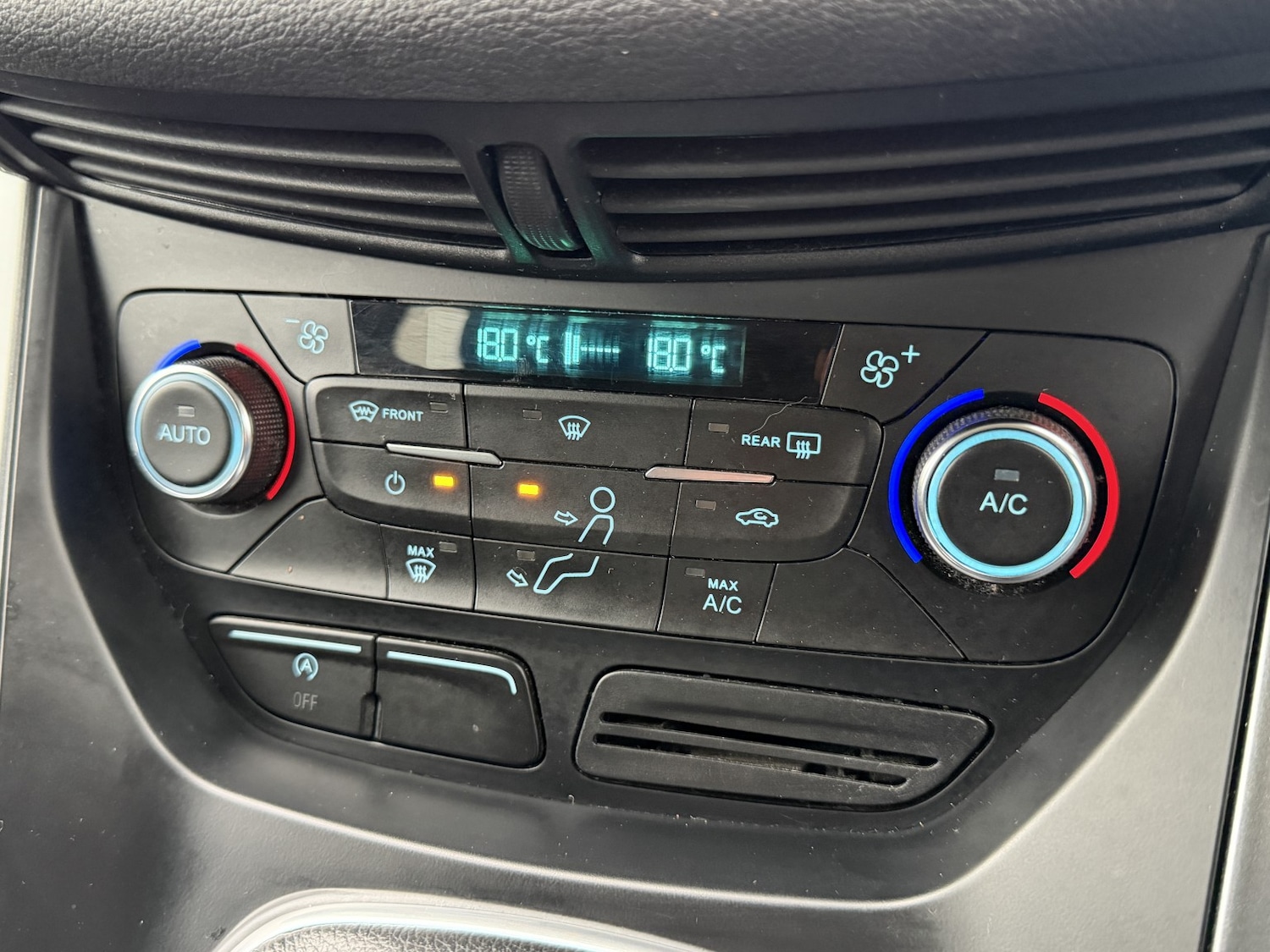 Used Ford Kuga 2018 for sale - 77792852: Photo 23