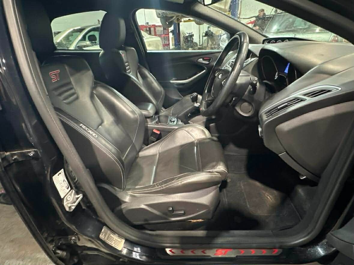 Used Ford Focus 2012 for sale - 77803147: Photo 14