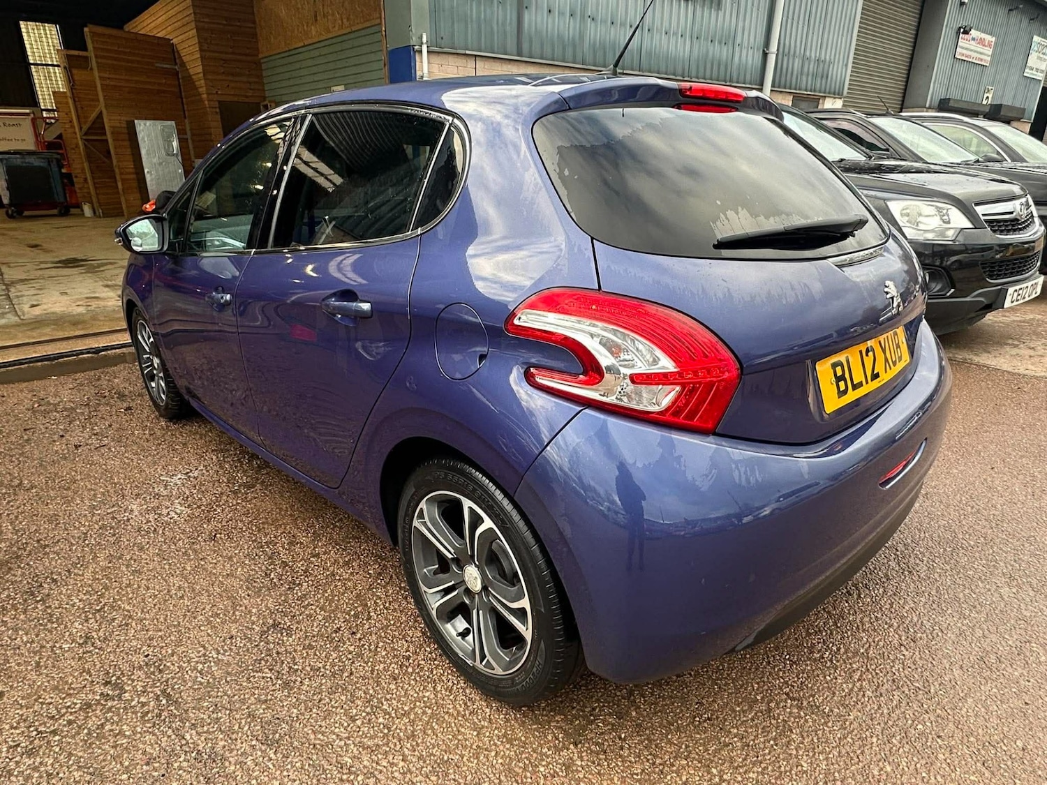 Used Peugeot 208 2012 for sale - 77803236: Photo 8