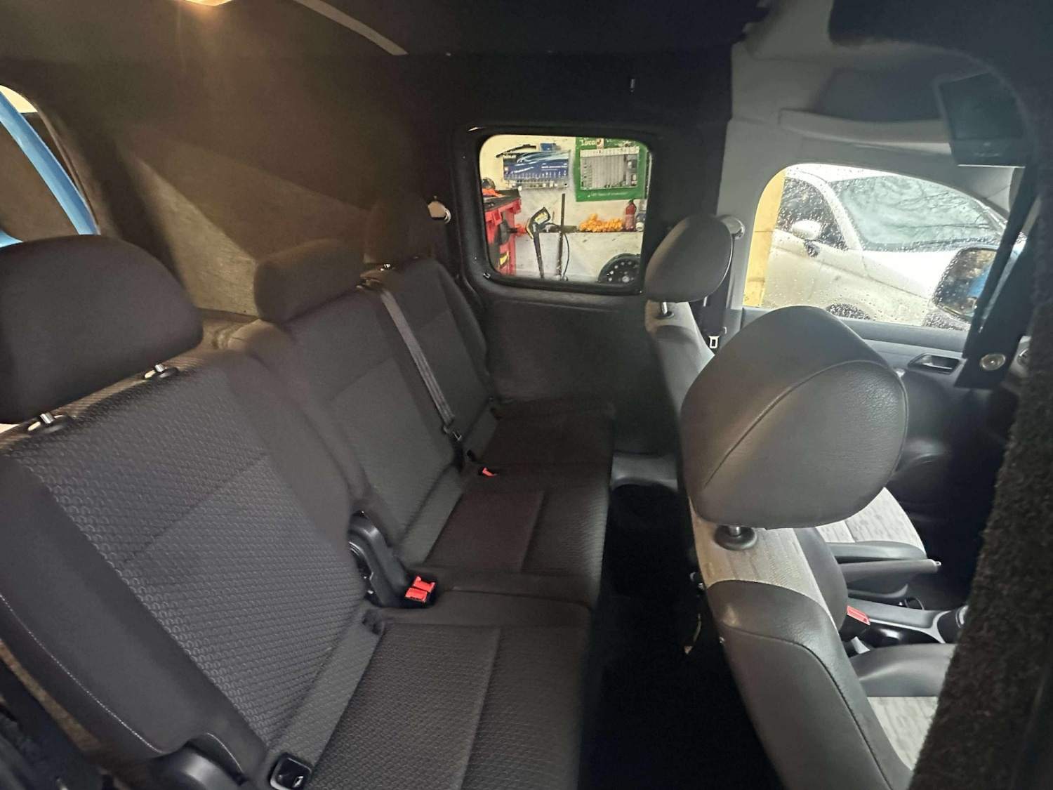 Used Volkswagen Caddy Maxi 2011 for sale - 76879389: Photo 12