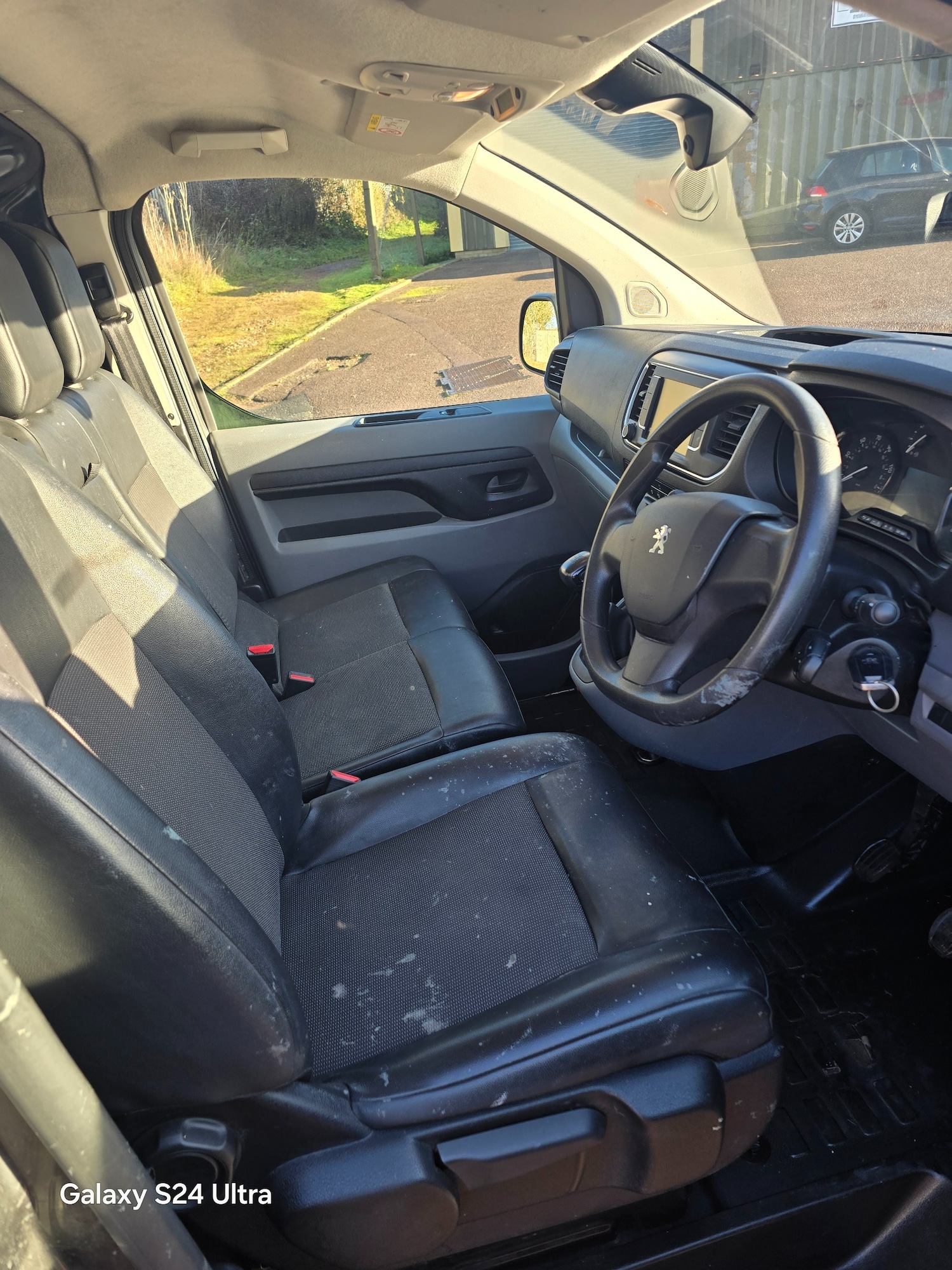 Used Peugeot Expert 2021 for sale - 76848562: Photo 11