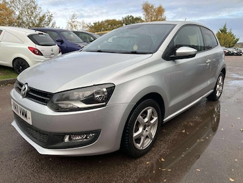 Used Volkswagen Polo 2011 for sale - 76497681: Photo