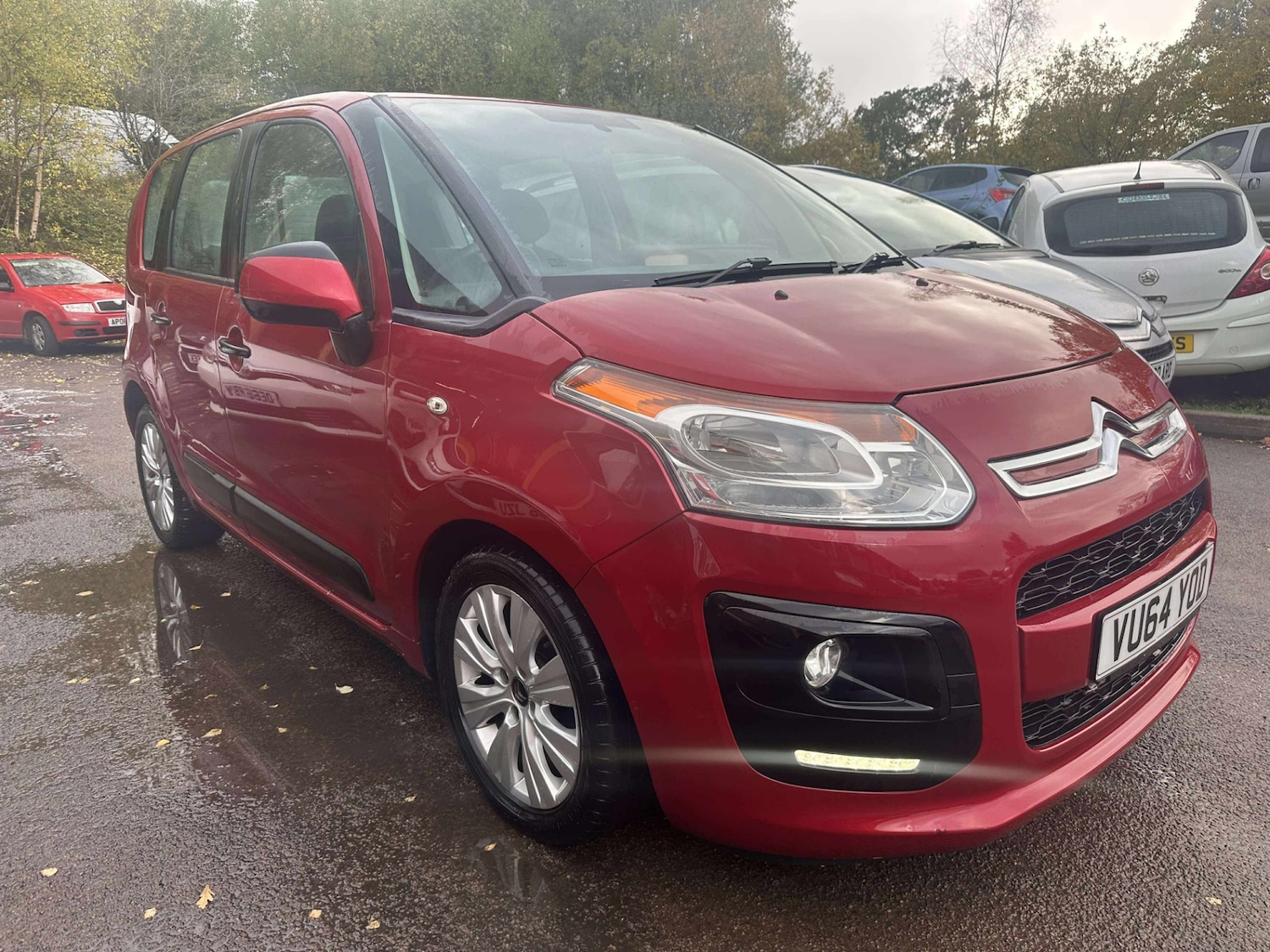 Used Citroen C3 Picasso 2014 for sale - 76497679: Photo 2