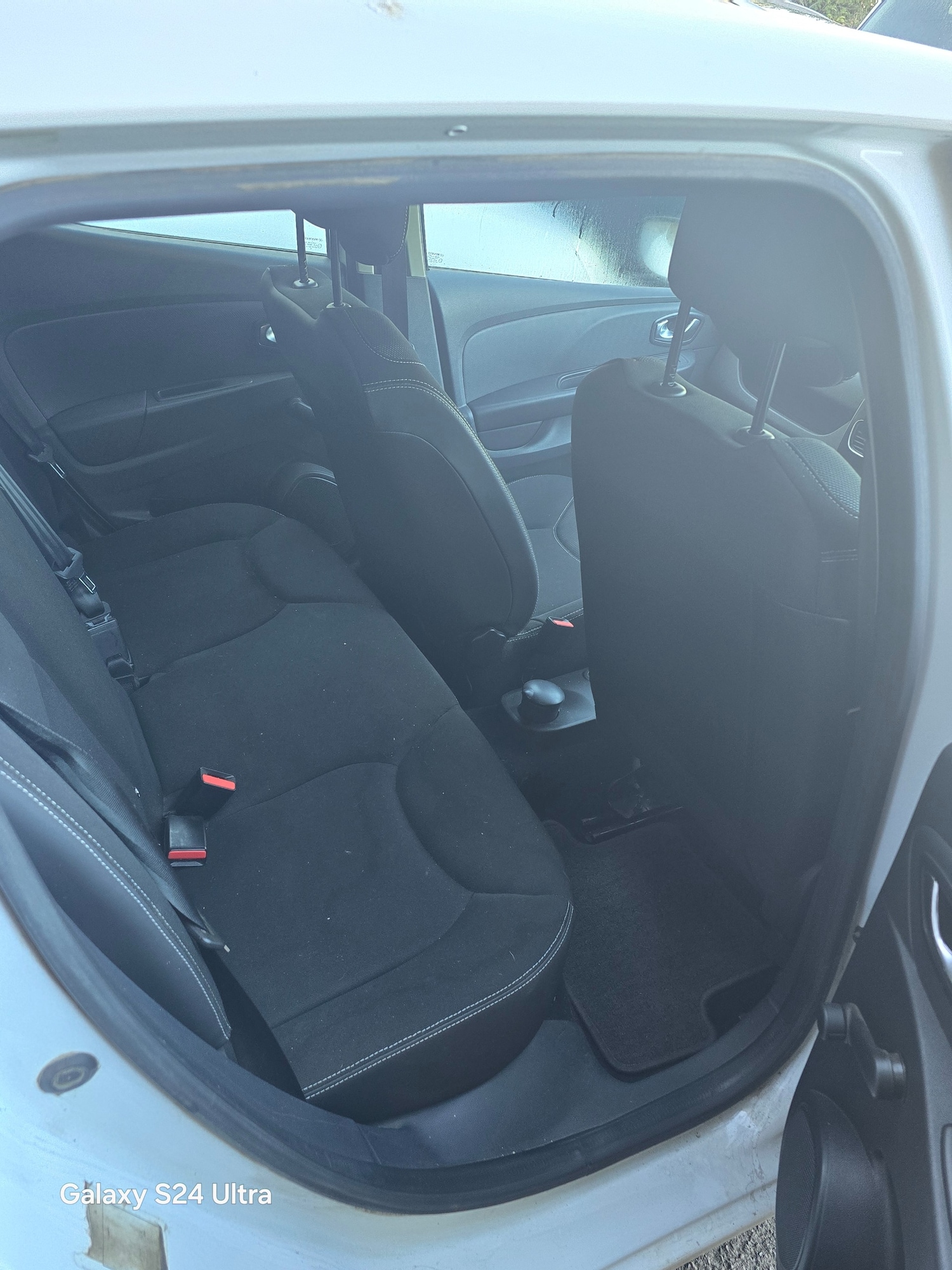 Used Renault Clio 2016 for sale - 76181647: Photo 10