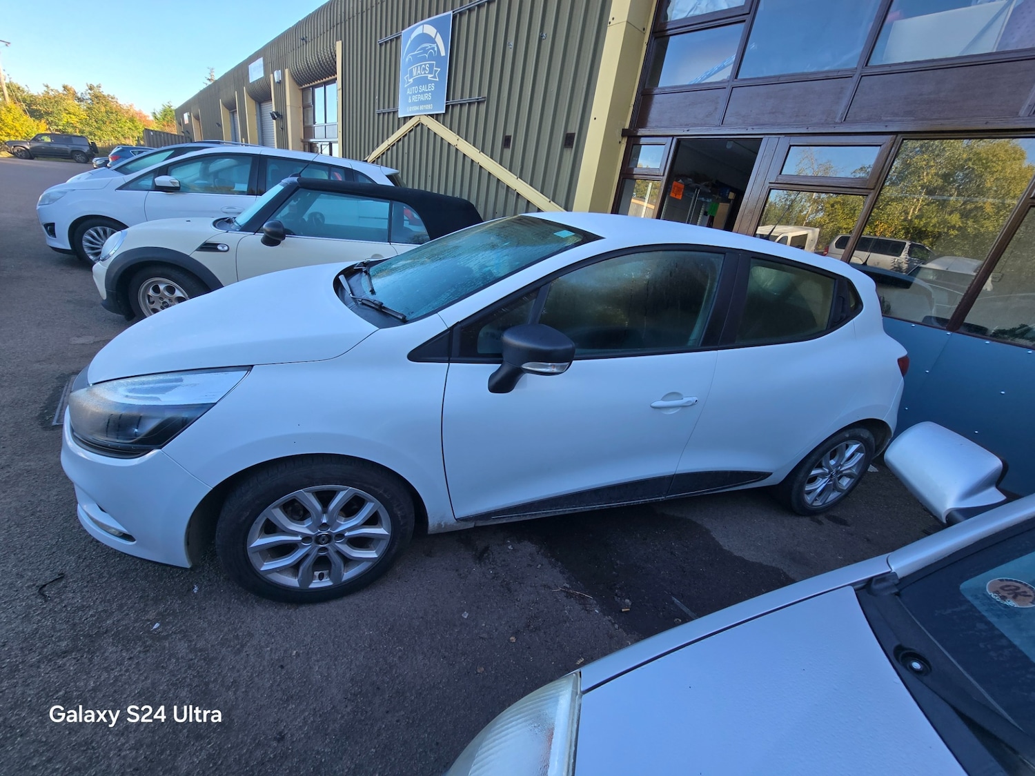 Used Renault Clio 2016 for sale - 76181647: Photo 4