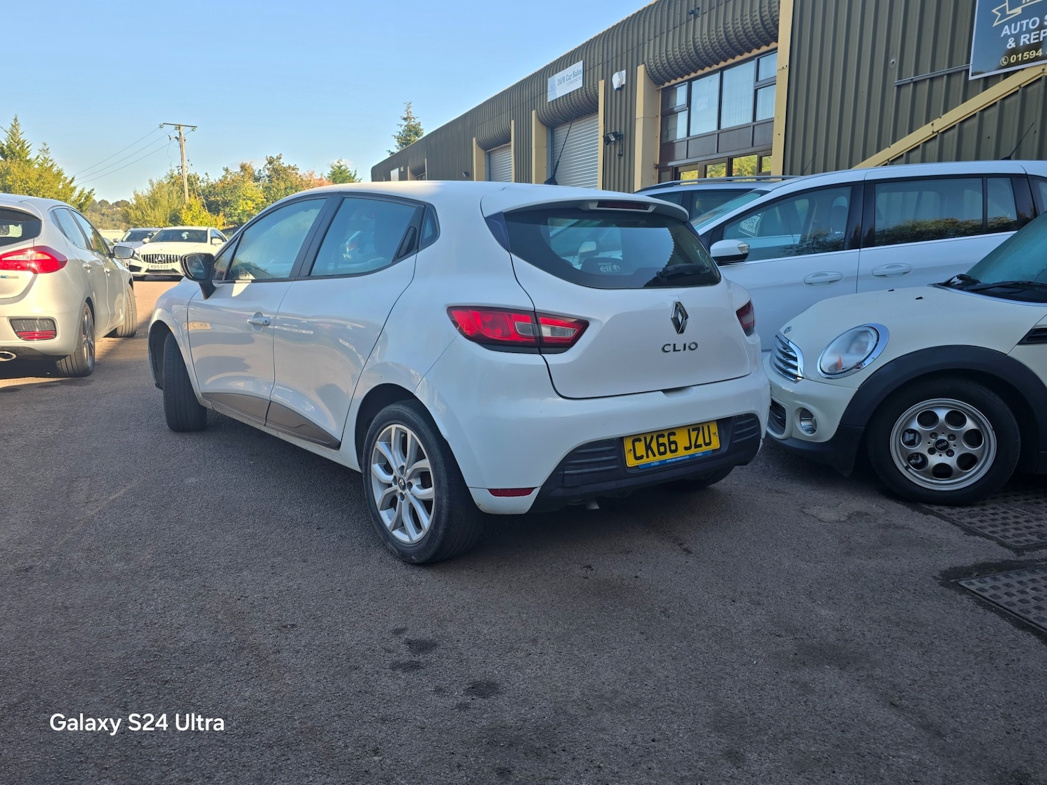 Used Renault Clio 2016 for sale - 76181647: Photo 6