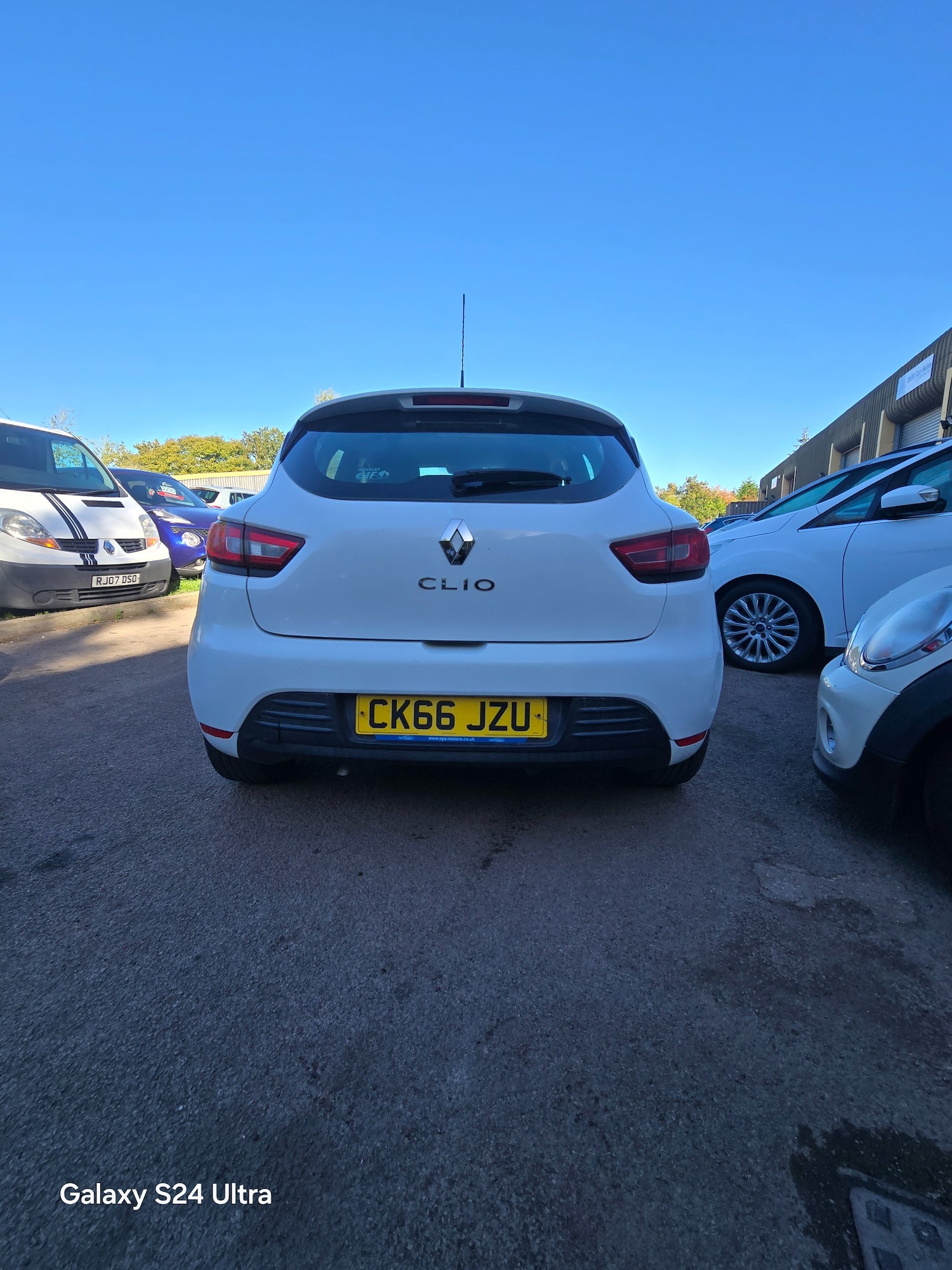 Used Renault Clio 2016 for sale - 76181647: Photo 9