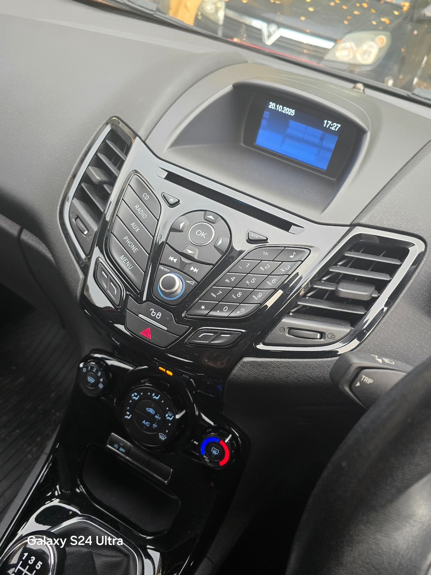 Used Ford Fiesta 2016 for sale - 76347304: Photo 15