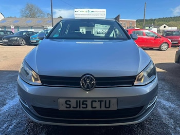 Used Volkswagen Golf 2015 for sale - 79137318: Photo