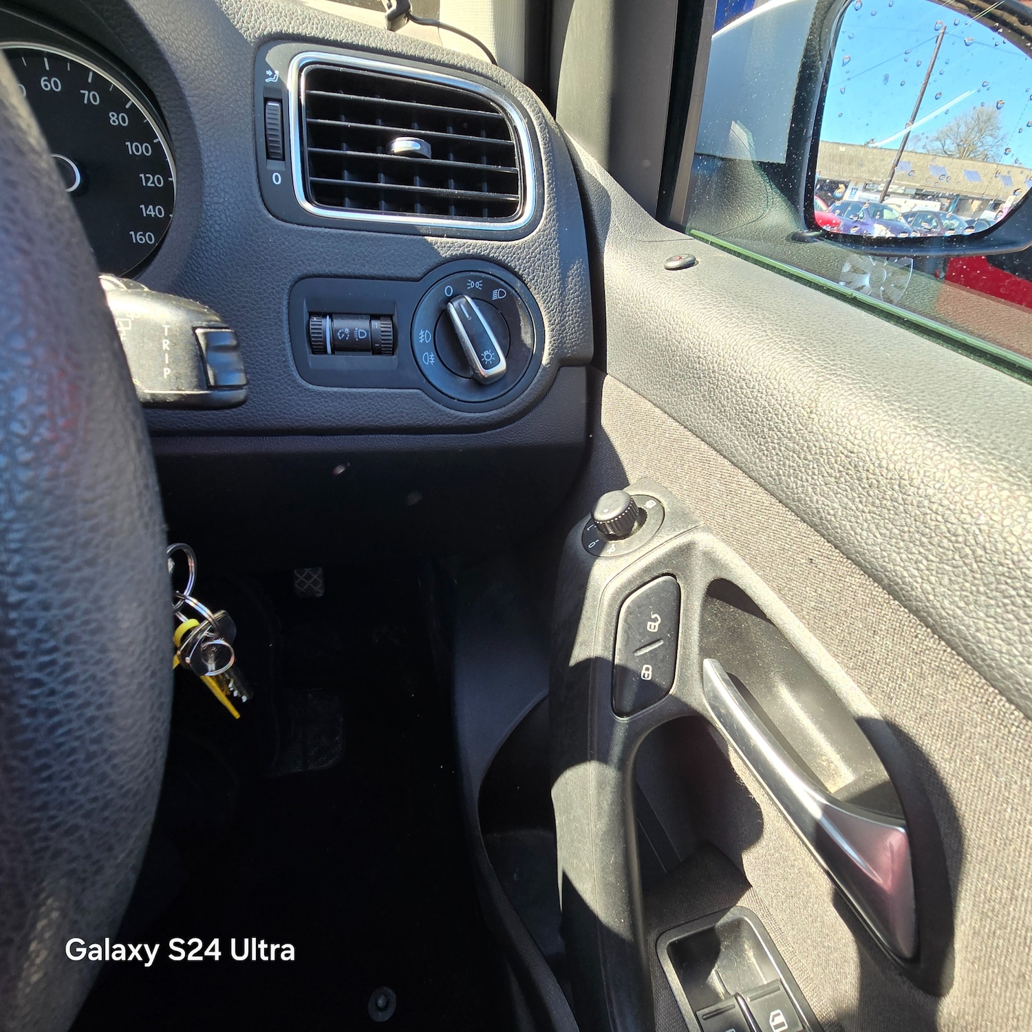 Used Volkswagen Polo 2014 for sale - 77968921: Photo 14