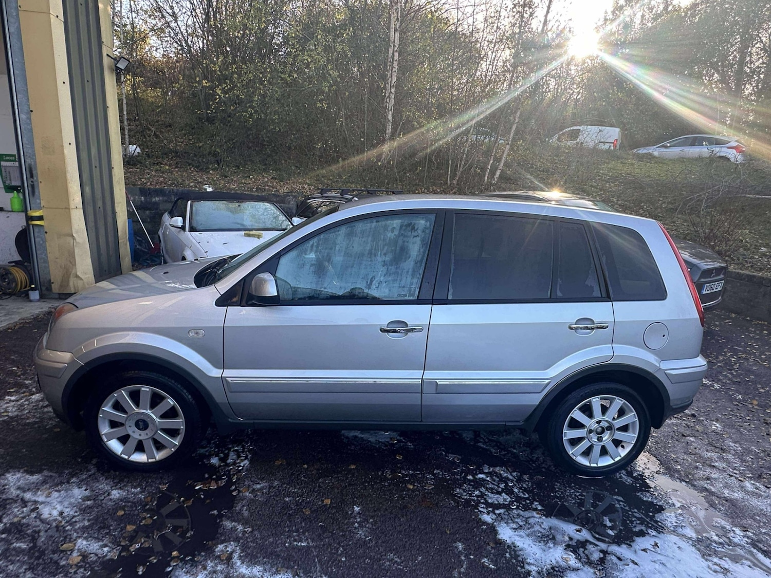Used Ford Fusion 2010 for sale - 76603117: Photo 4