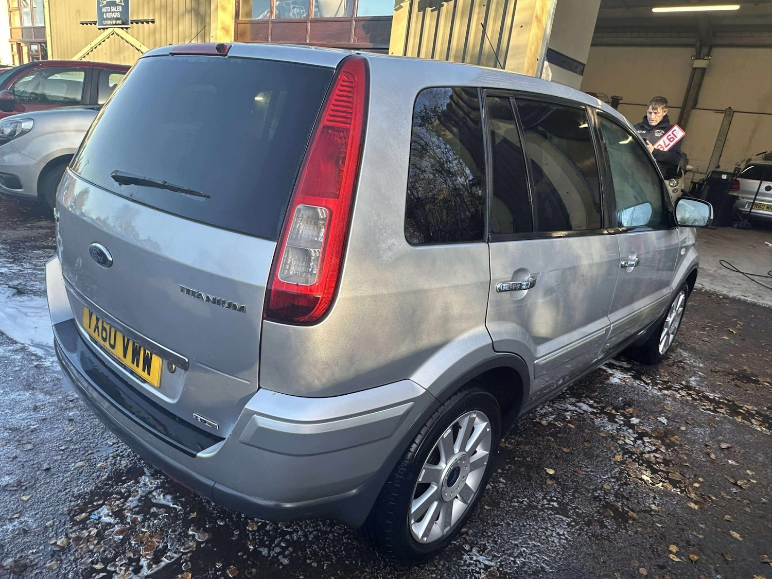 Used Ford Fusion 2010 for sale - 76603117: Photo 7