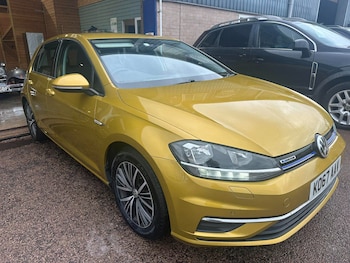 Used Volkswagen Golf 2018 for sale - 77701894: Photo