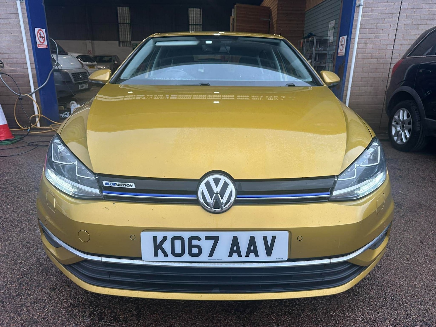 Used Volkswagen Golf 2018 for sale - 77701894: Photo 2