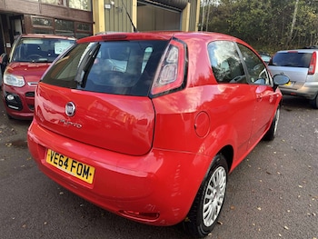 Used Fiat Punto 2014 for sale - 76583443: Photo