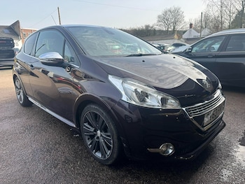 Used Peugeot 208 2013 for sale - 77803133: Photo