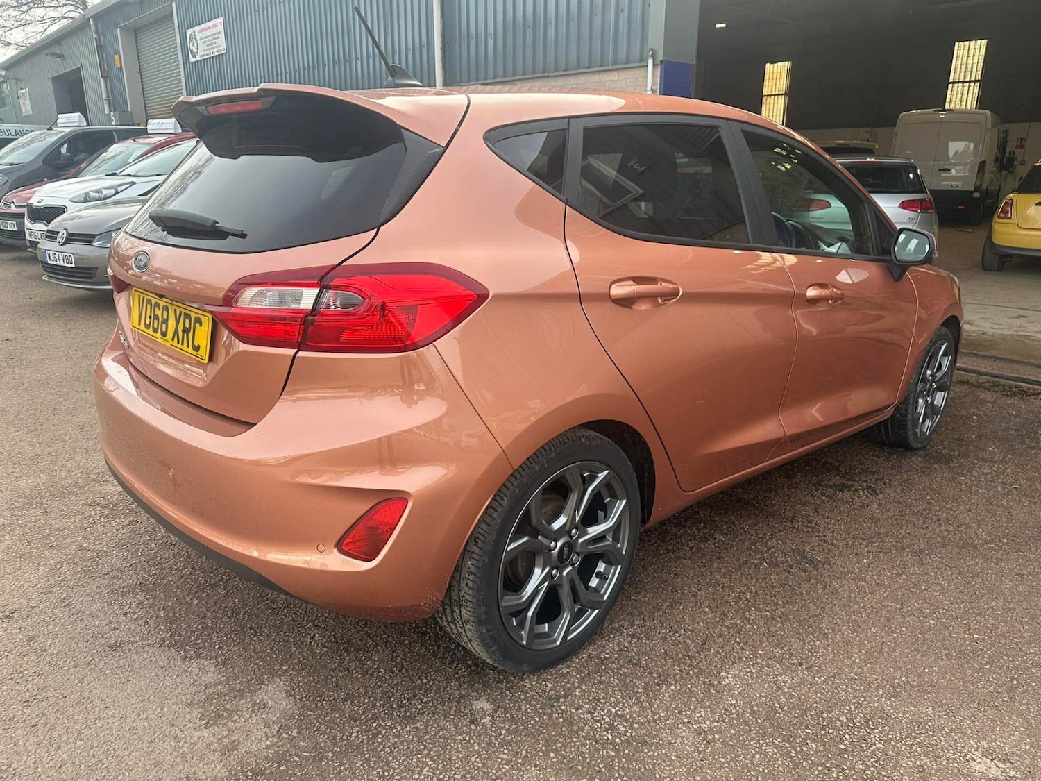 Used Ford Fiesta 2018 for sale - 77985107: Photo 6