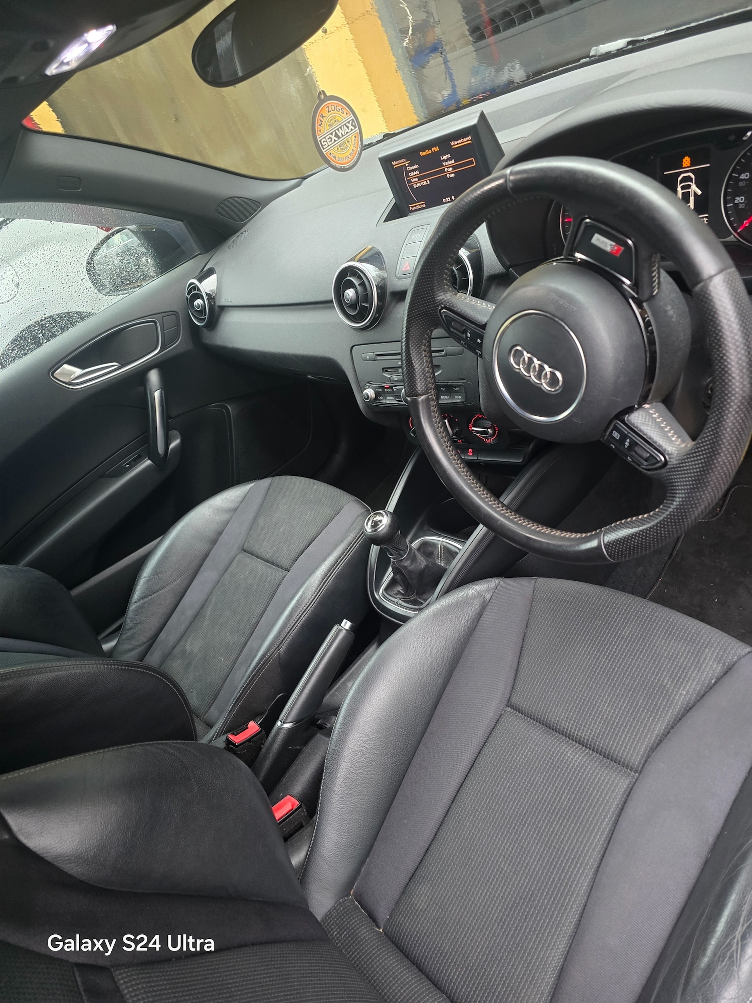 Used Audi A1 2013 for sale - 76957630: Photo 17