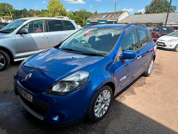 Used Renault Clio 2010 for sale - 79353081: Photo