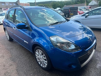 Used Renault Clio 2010 for sale - 79353081: Photo