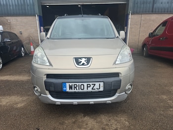 Used Peugeot Partner Tepee 2010 for sale - 78266762: Photo