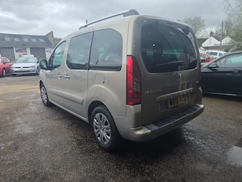 Used Peugeot Partner Tepee 2010 for sale - 78266762: Photo