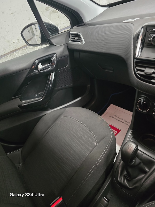 Used Peugeot 208 2017 for sale - 76279191: Photo 9