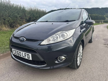 Used Ford Fiesta 2010 for sale - 76045877: Photo