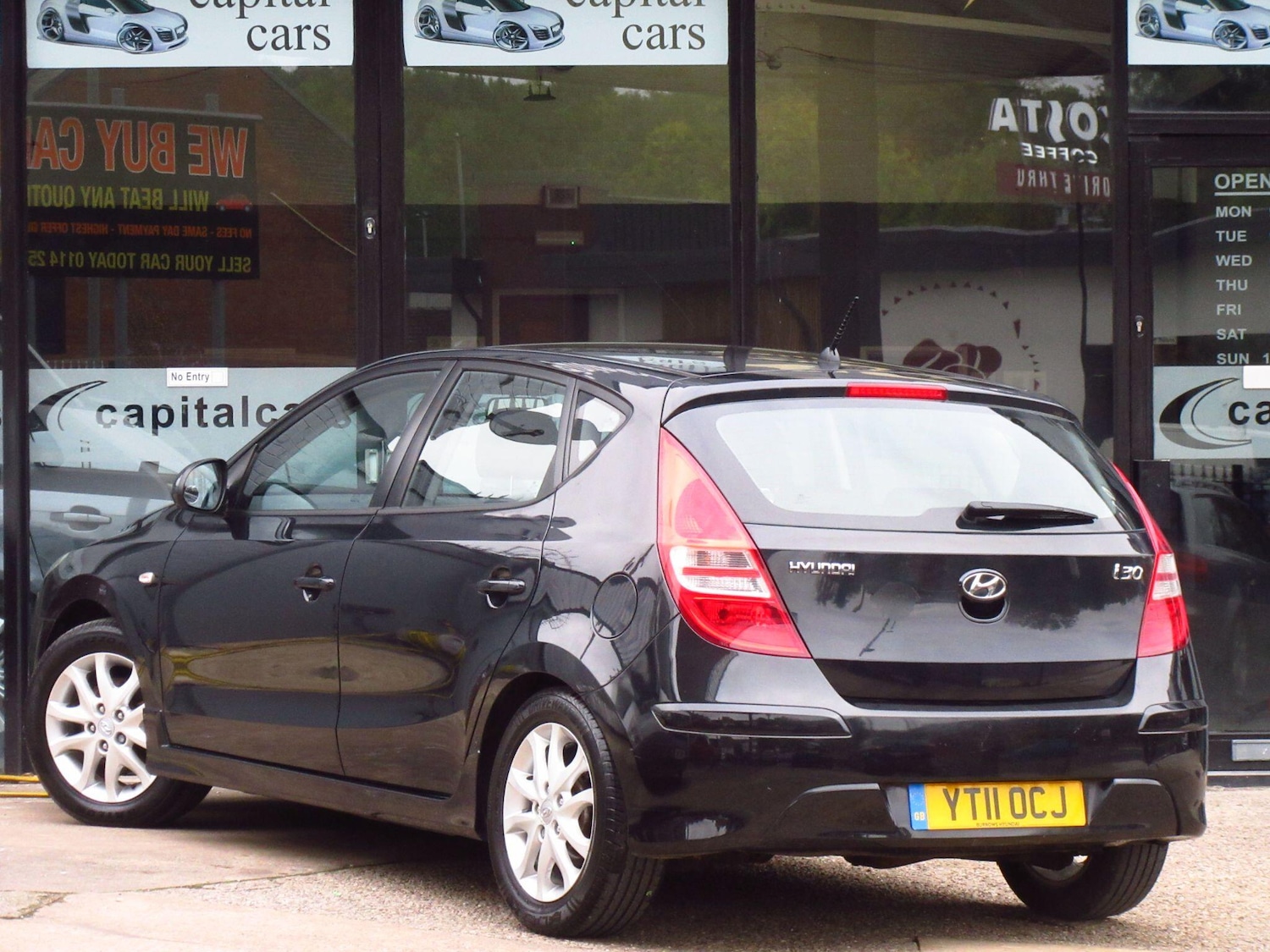 Used Hyundai i30 2011 for sale - 76085048: Photo 3