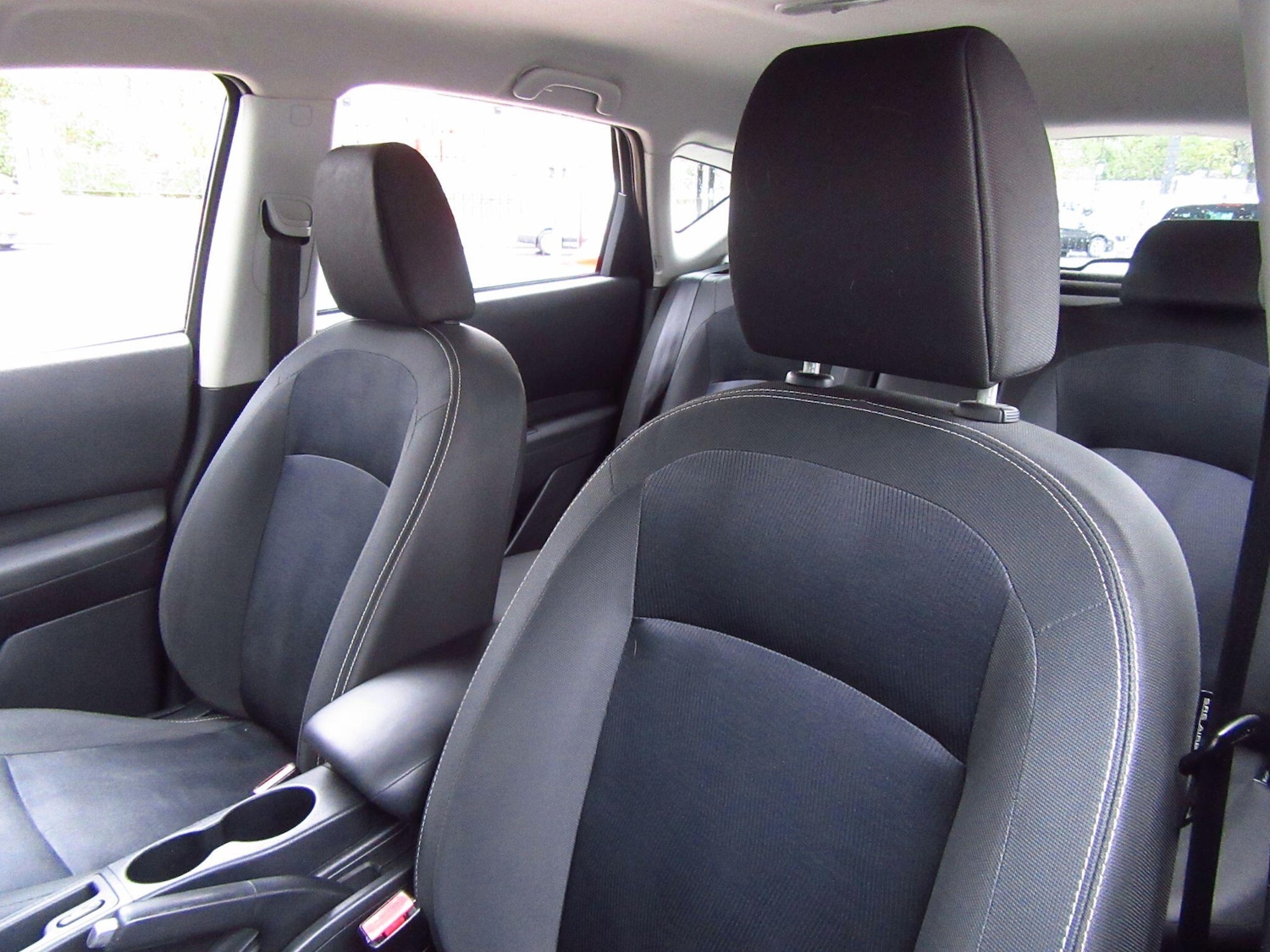 Used Nissan Qashqai 2011 for sale - 76336545: Photo 8