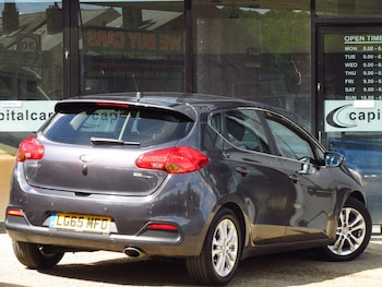 Used Kia Ceed 2015 for sale - 75696067: Photo