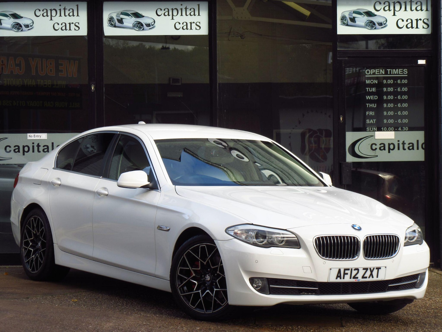 Used BMW 5 Series 2012 for sale - 76408382: Photo 1