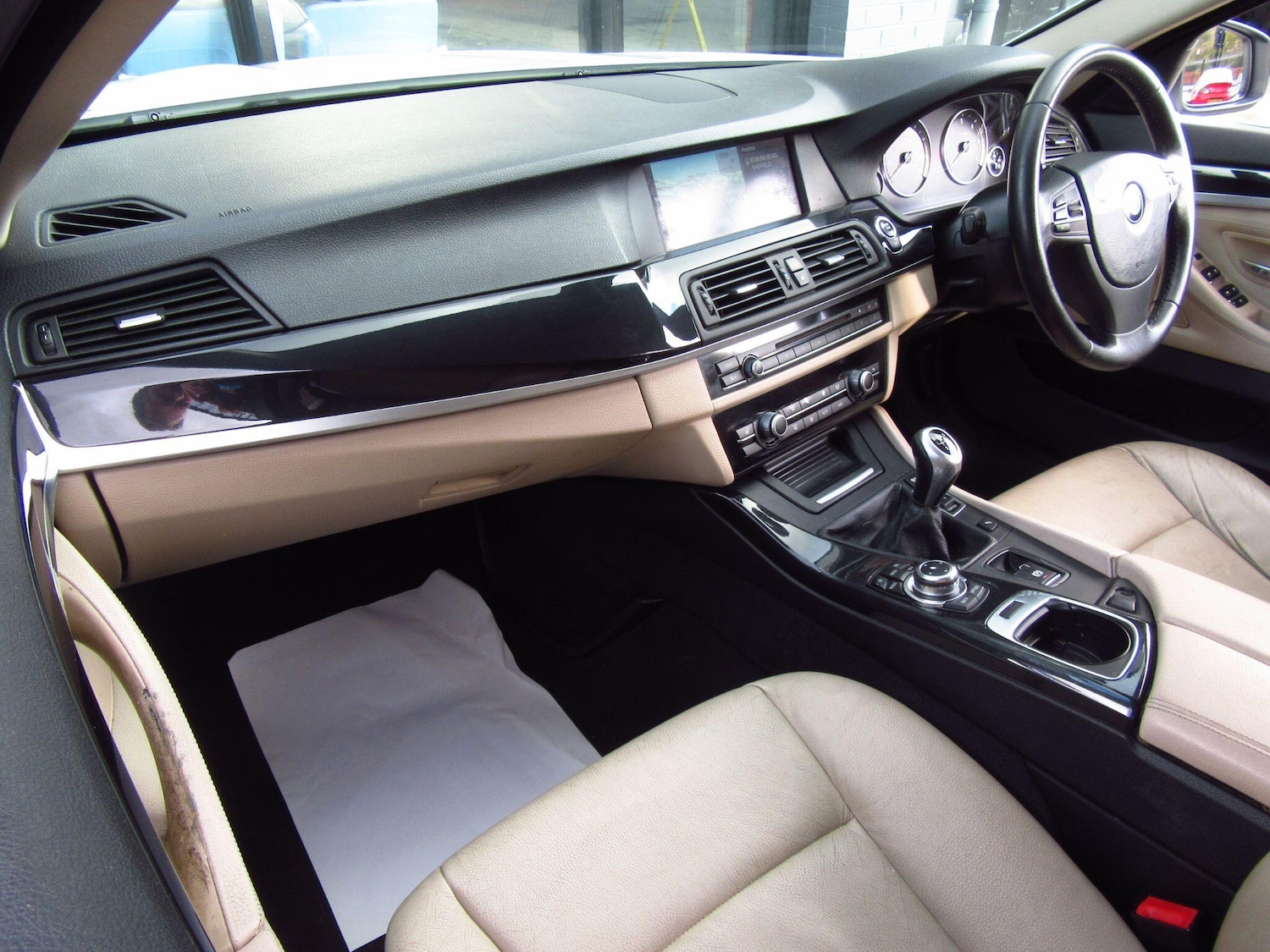 Used BMW 5 Series 2012 for sale - 76408382: Photo 7
