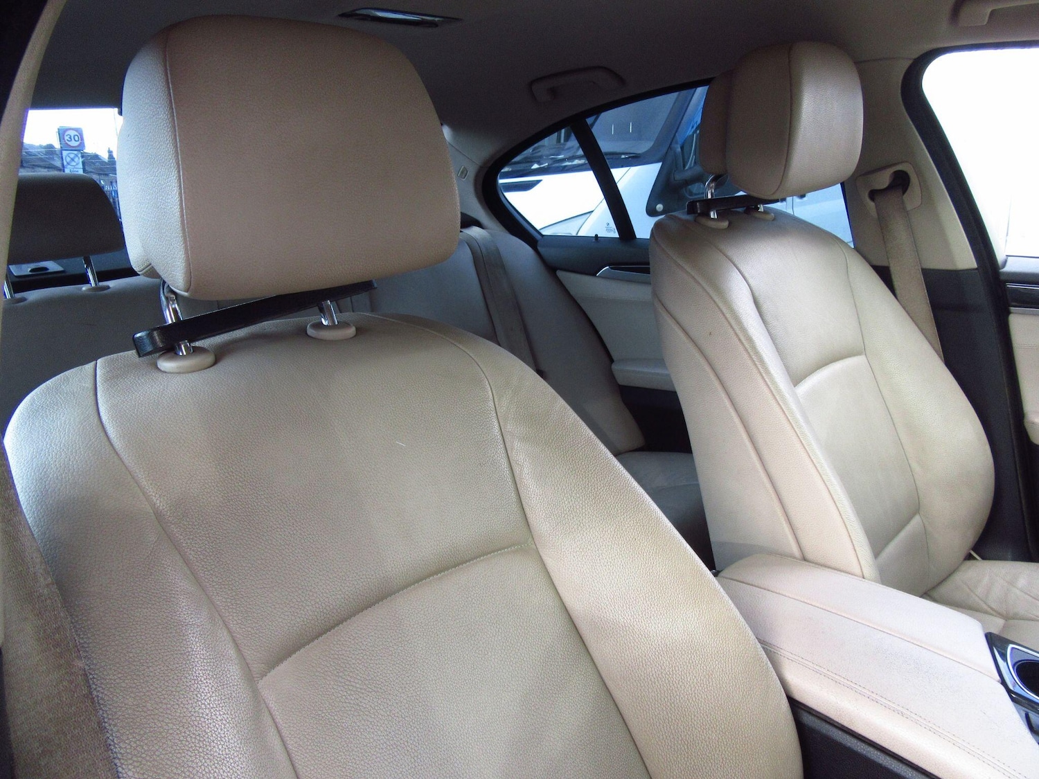 Used BMW 5 Series 2012 for sale - 76408382: Photo 8