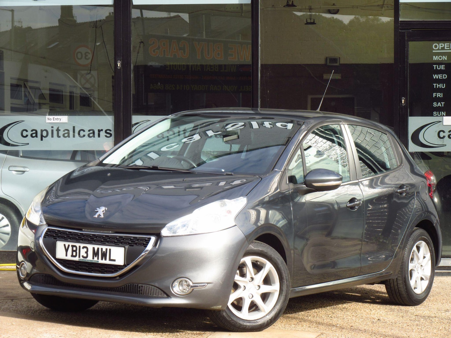 Used Peugeot 208 2013 for sale - 75950018: Photo 1