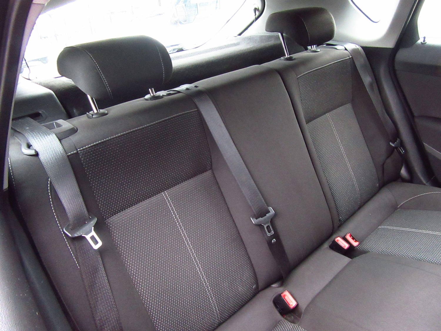 Used Vauxhall Astra 2010 for sale - 77753320: Photo 11