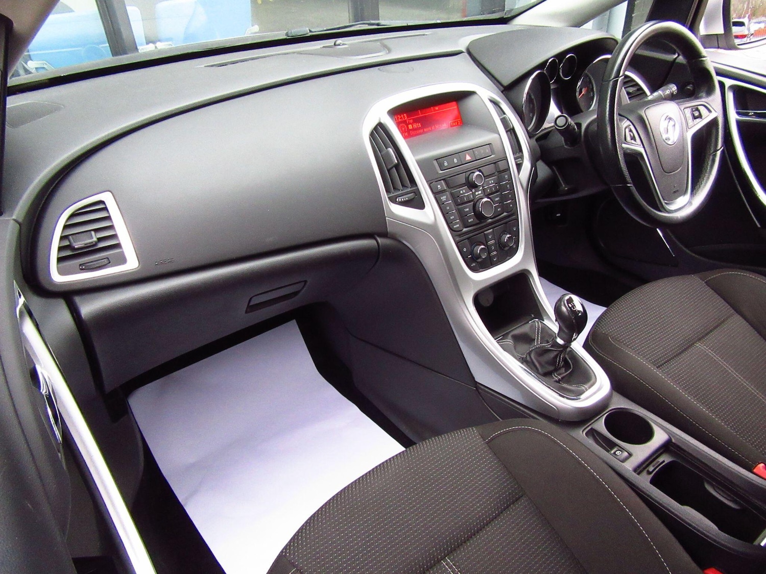 Used Vauxhall Astra 2010 for sale - 77753320: Photo 7