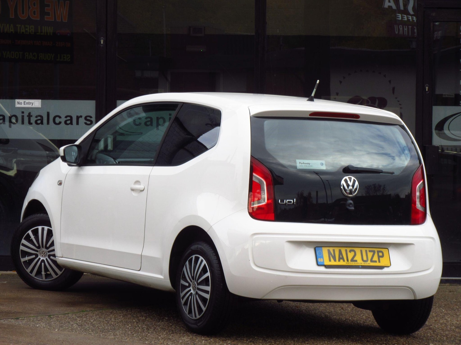 Used Volkswagen up! 2012 for sale - 76381110: Photo 4
