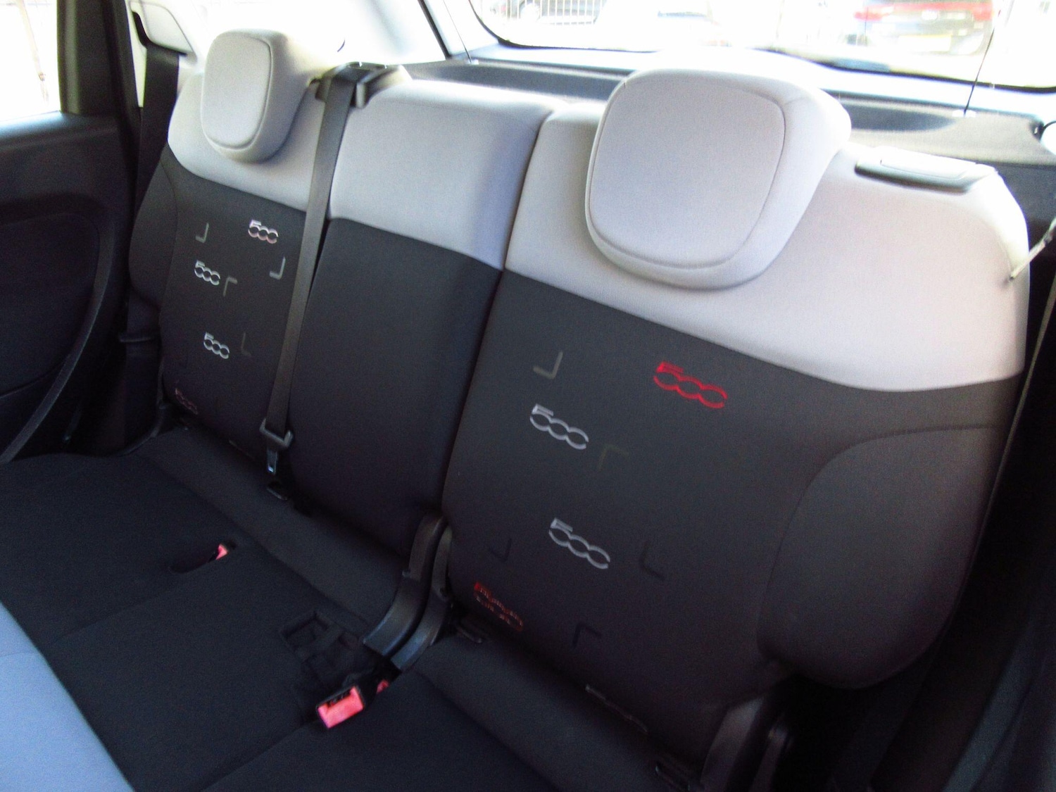 Used Fiat 500L 2015 for sale - 76912854: Photo 9