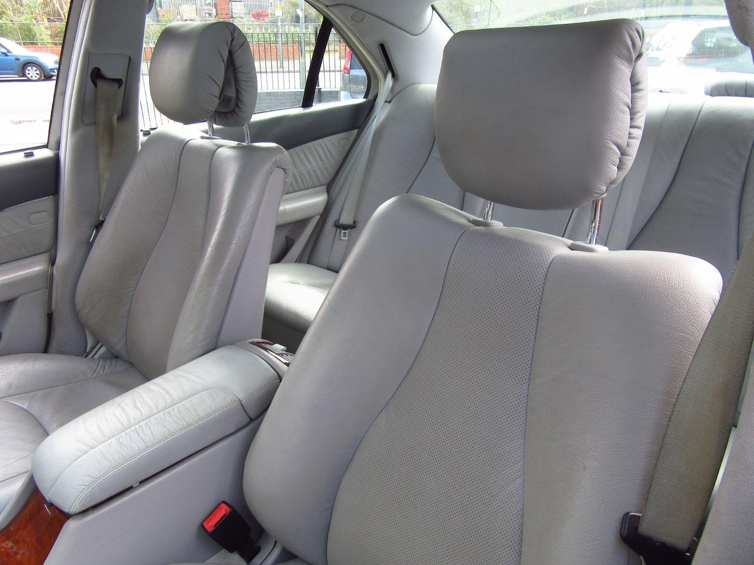 Used Mercedes-Benz S Class 2001 for sale - 78072749: Photo 8