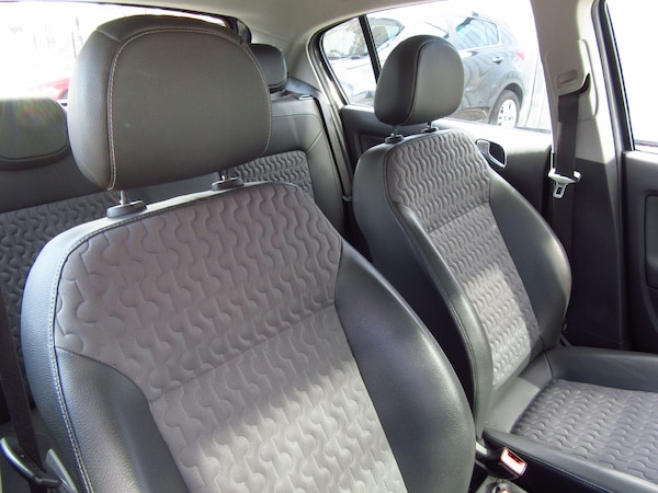 Used Vauxhall Corsa 2012 for sale - 76084098: Photo 8