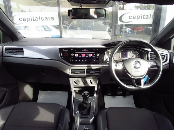 Used Volkswagen Polo 2019 for sale - 76099243: Photo 5