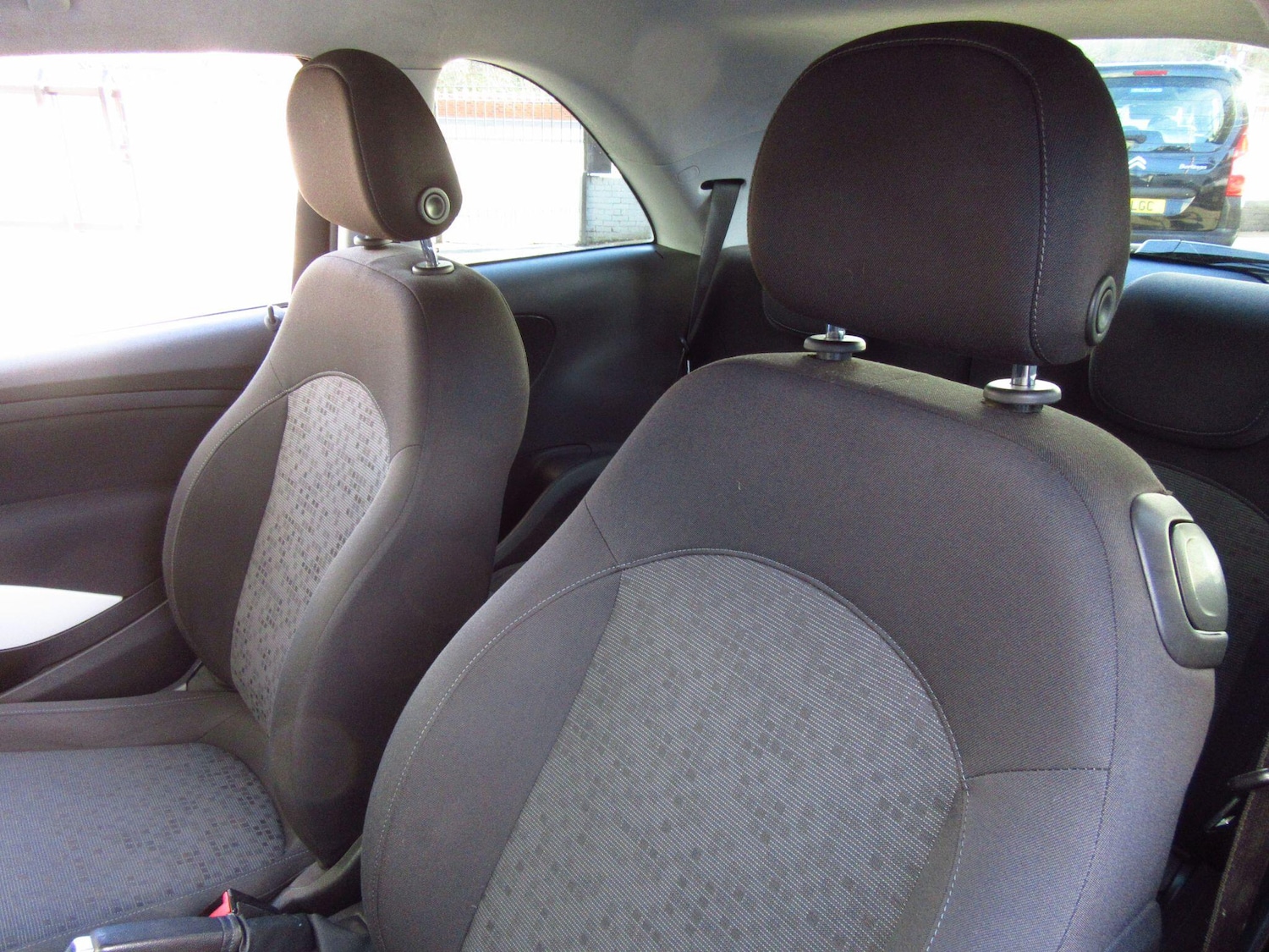 Used Vauxhall ADAM 2014 for sale - 77538672: Photo 8