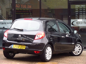 Used Renault Clio 2010 for sale - 76240191: Photo