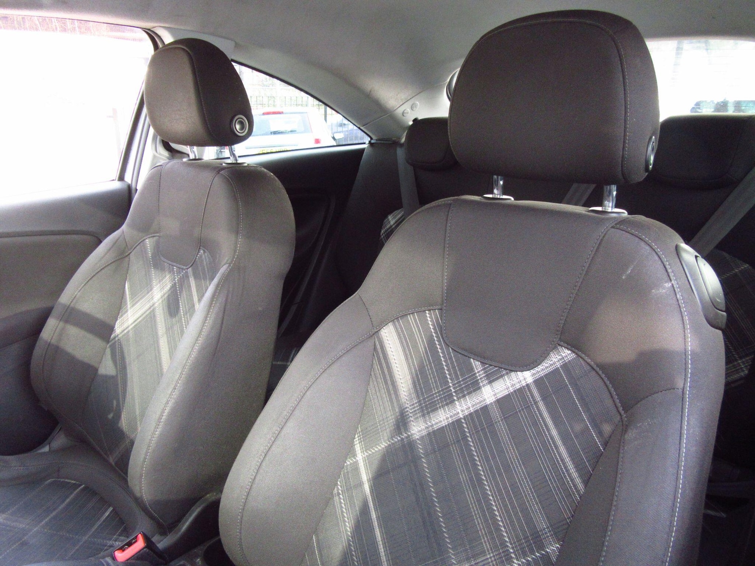 Used Vauxhall Corsa 2015 for sale - 77892420: Photo 9